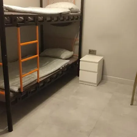 Nora 4 Bedroom Family Friendly Διαμέρισμα