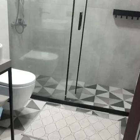 Nora 4 Bedroom Family Friendly Διαμέρισμα *